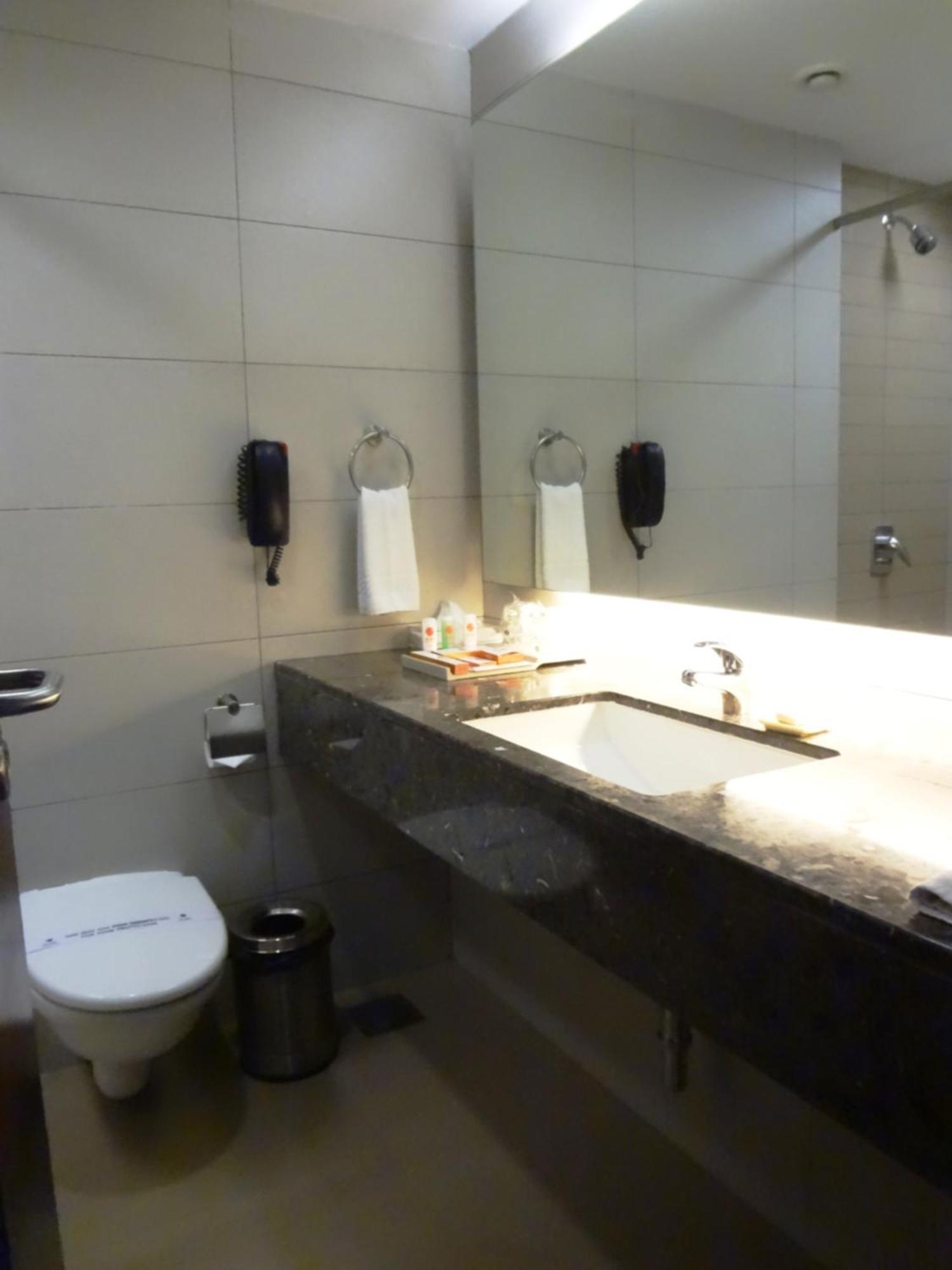 Suba International 4*