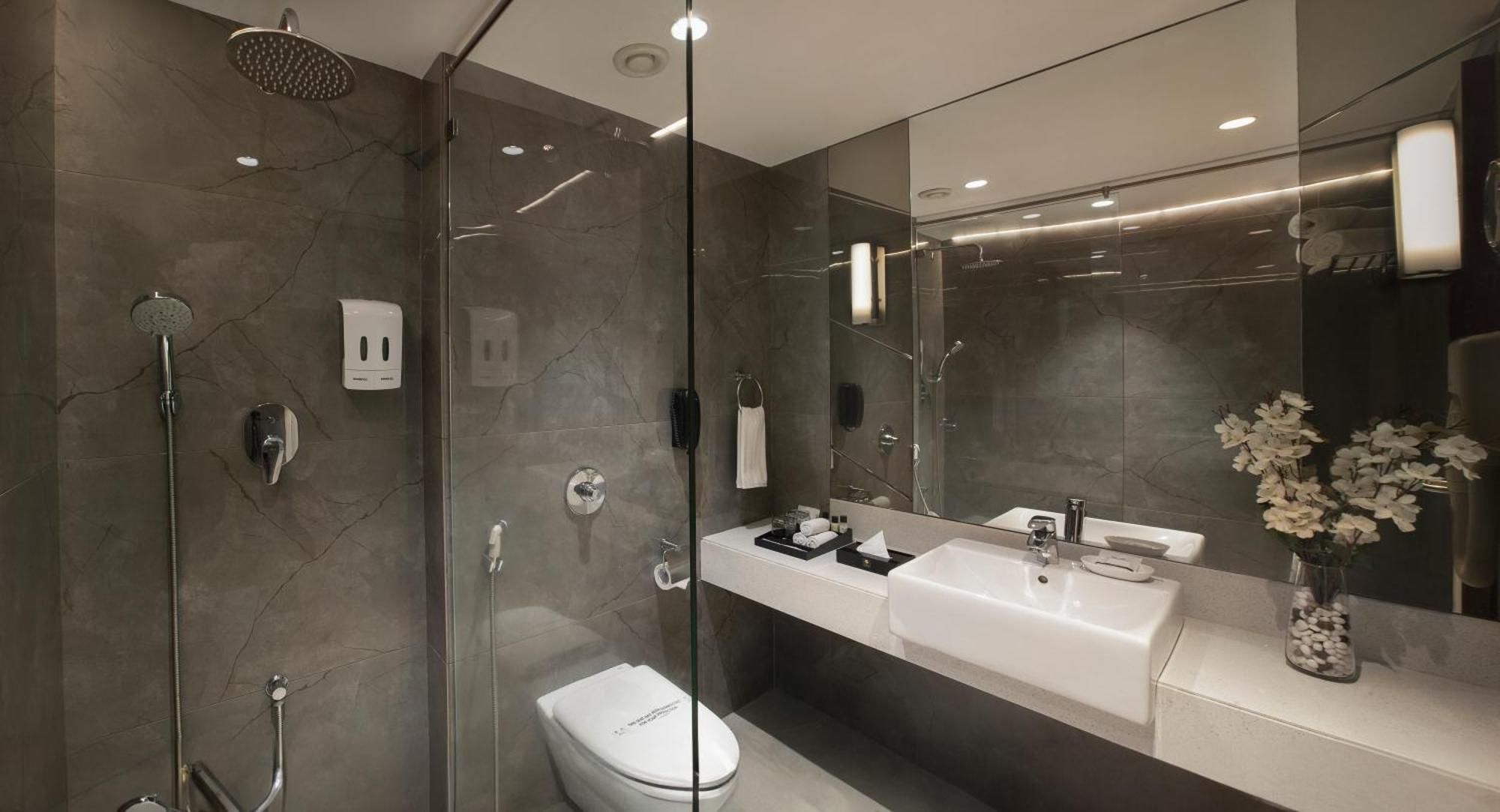 Suba International 4* Mumbai