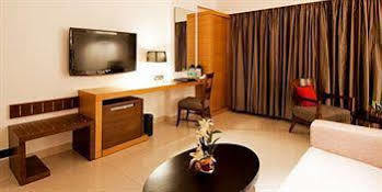 Suba International Hotel 4*